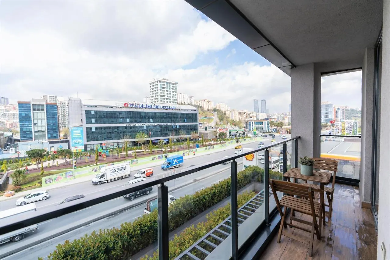 Near Airport Metro 1-Bdr Apt Wi-Fipoolgym Istanbul
