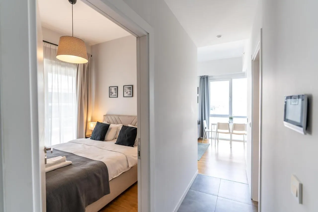 Apartament Near Airport Metro 1-Bdr Apt Wi-Fipoolgym Istanbul
