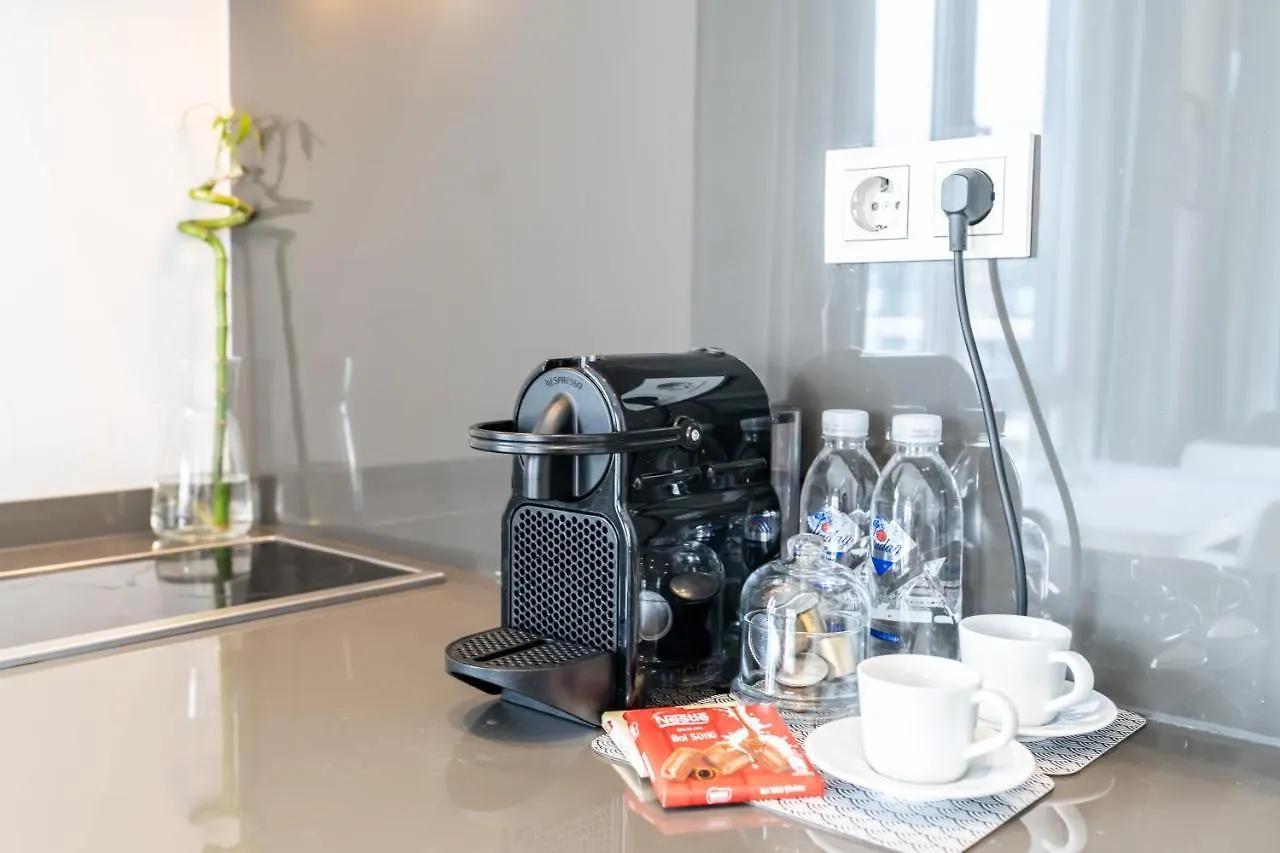 Appartement Near Airport Metro 1-Bdr Apt Wi-Fipoolgym Istambul Turquie